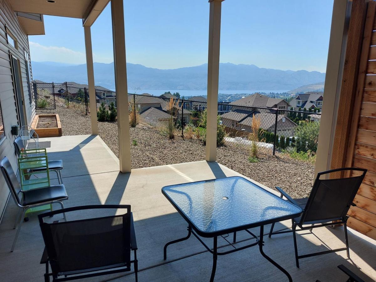 Peaceful And Spacious Lake View West Kelowna Exterior photo